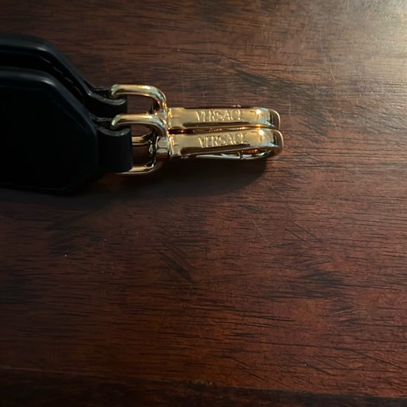 VERSACE Medusa Palazzo Nylon Bucket Bag Plum - Picture 15 of 15